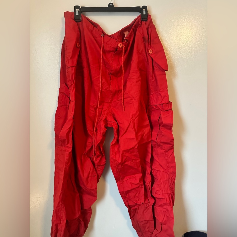 Red UFO parachute pants